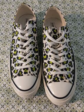 Converse Low-Top Sneakers in White, Black & Lime Leopard Print